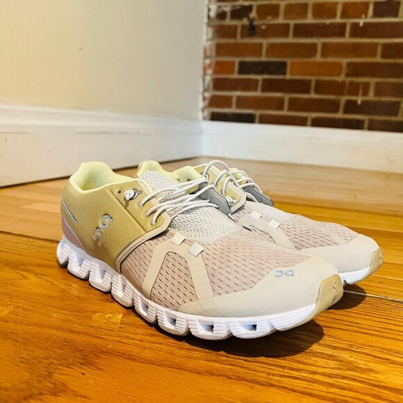 Women's On Cloud X 3 Size 9.5 - Picture 14 of 16